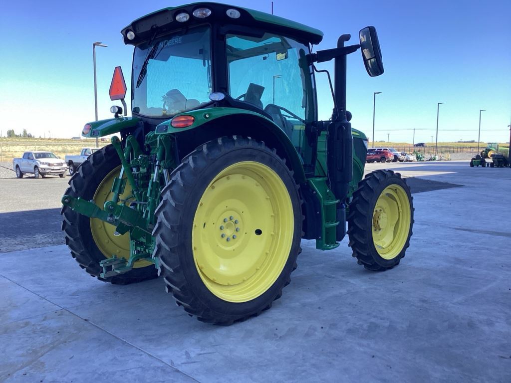 2022 John Deere 6120R Tractor