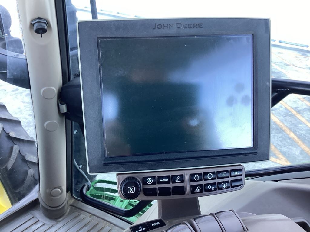 2022 John Deere 6120R Tractor