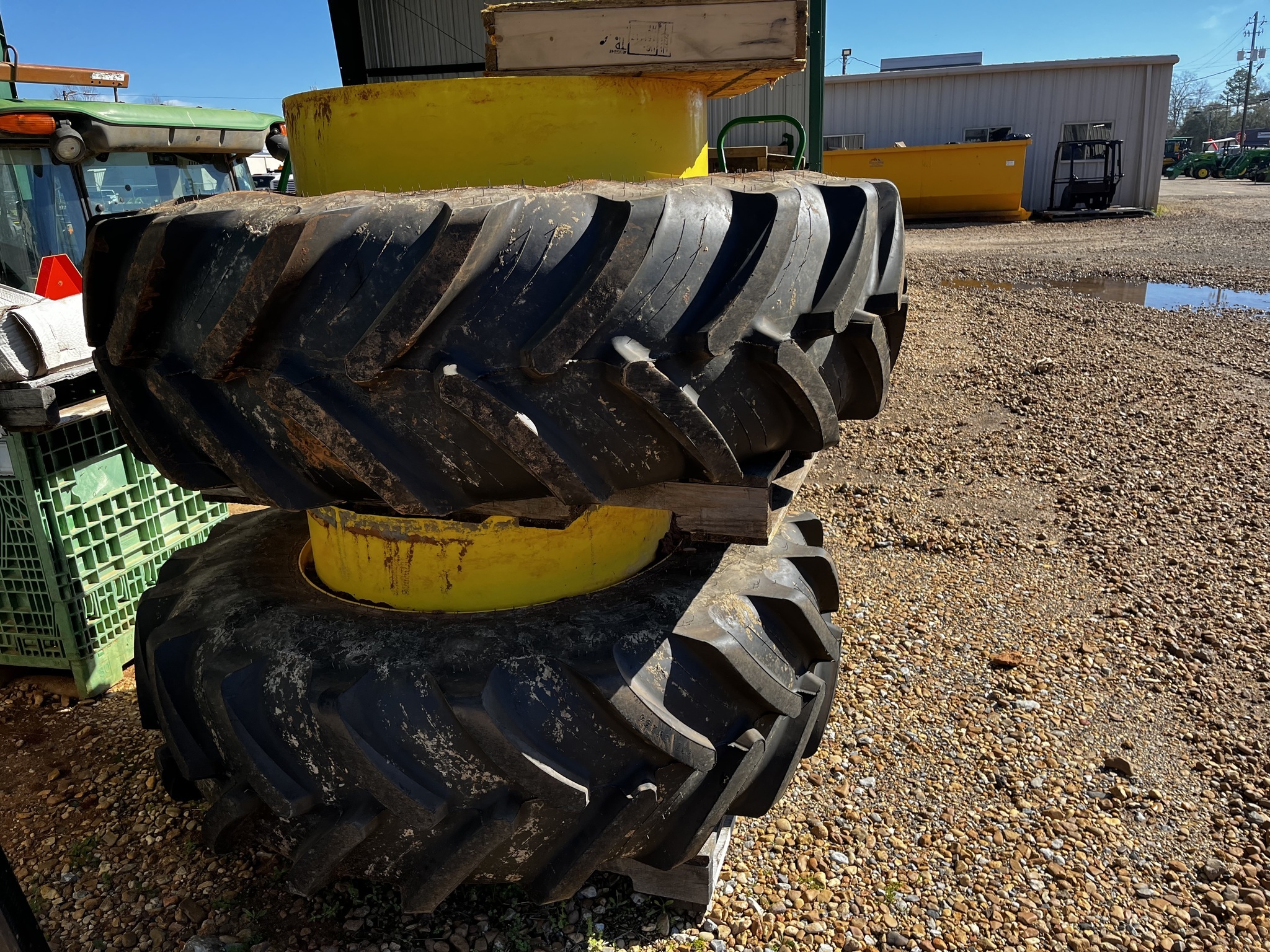 2022 Firestone 460/85-R34 Wheels / Tires / Track