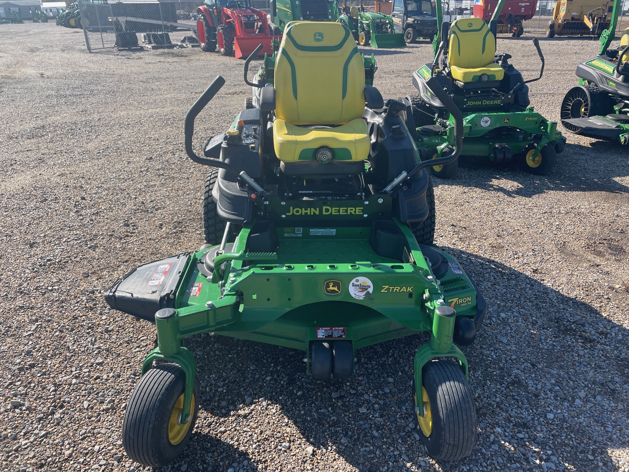 2022 John Deere Z920M Lawn Mower