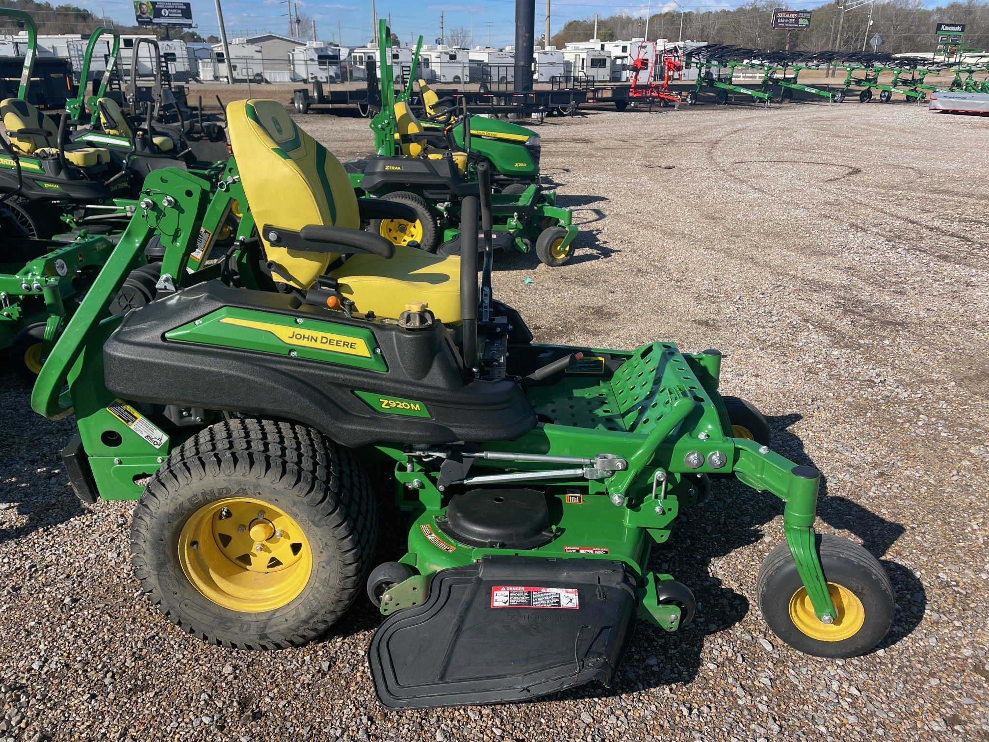 2022 John Deere Z920M Lawn Mower