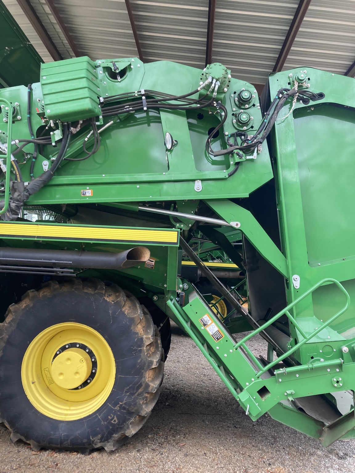 2020 John Deere CP690 Cotton Equipment