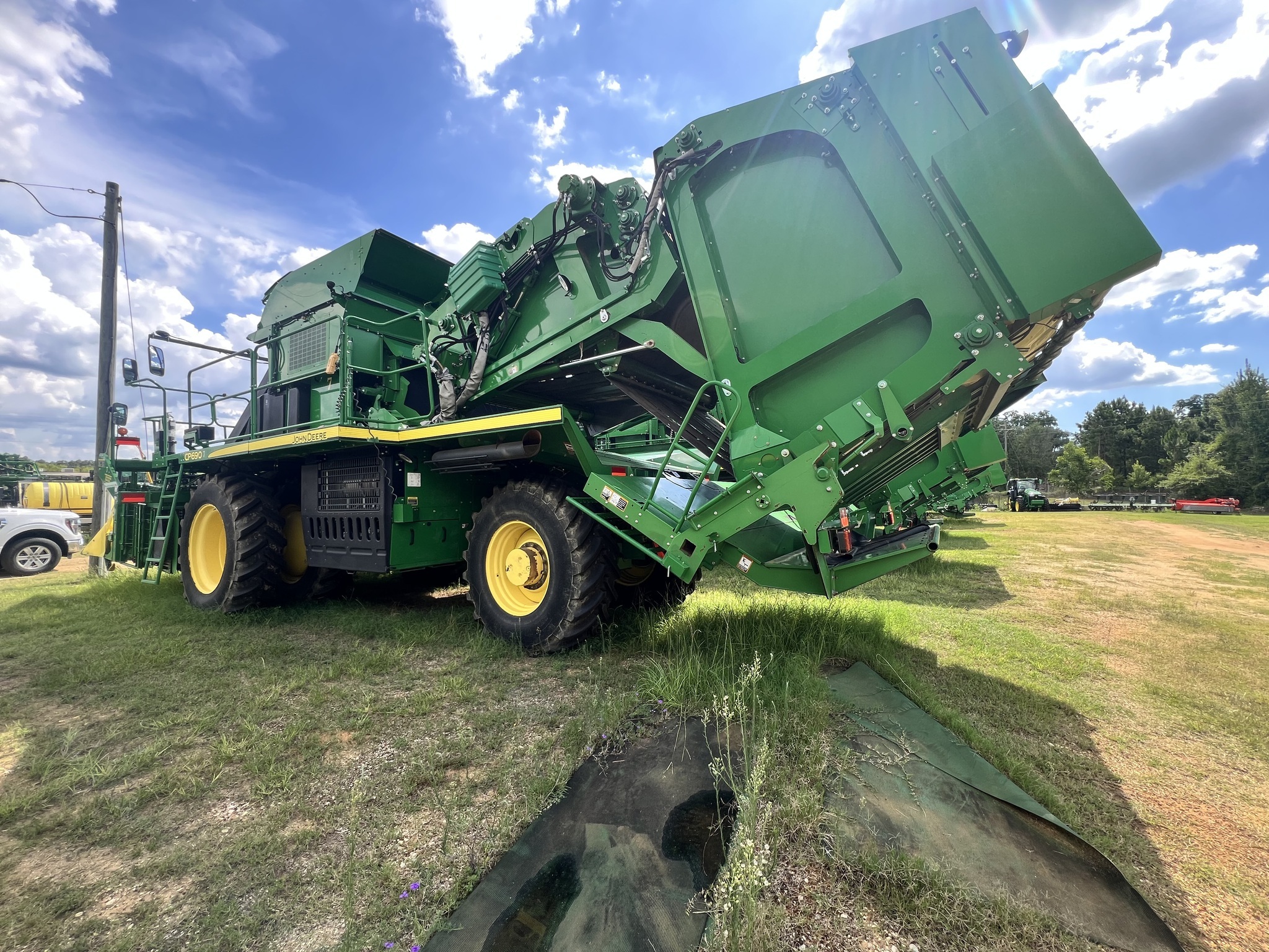 2020 John Deere CP690 Cotton Equipment