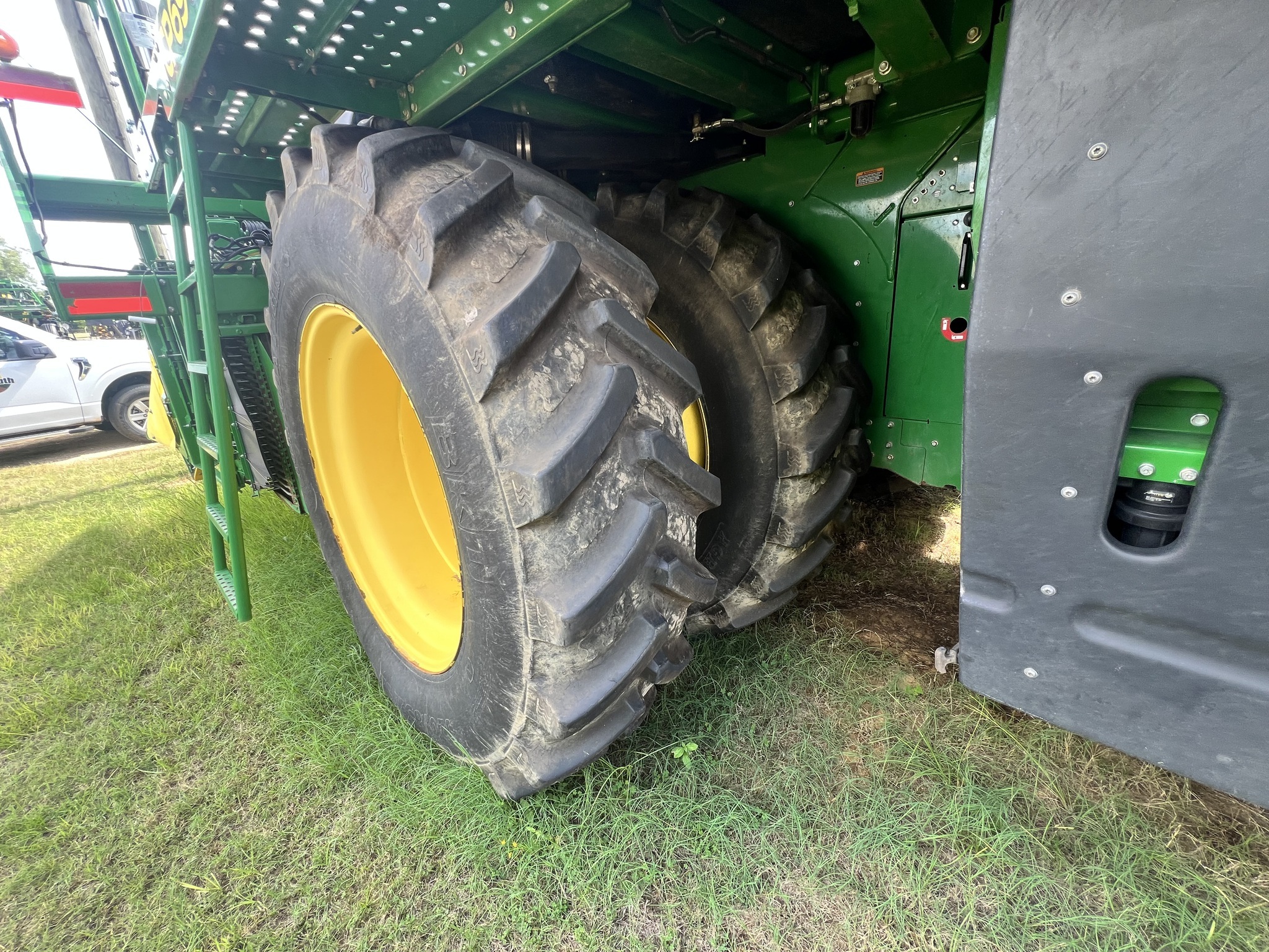 2020 John Deere CP690 Cotton Equipment