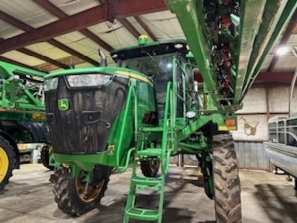 Used John Deere R4038 Self-Propelled Sprayers for Sale - 124