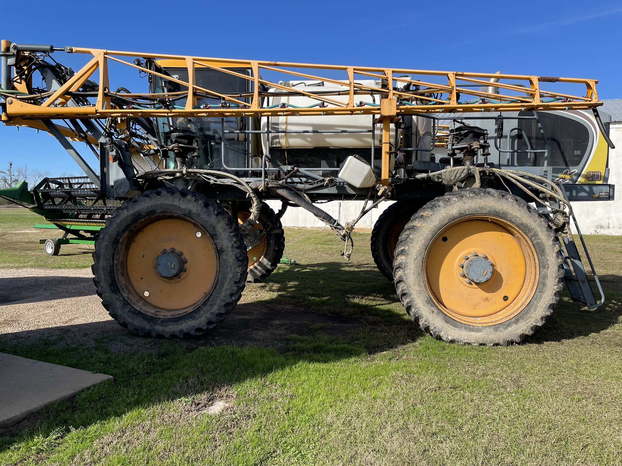 2009 Hagie STS10 Self-Propelled Sprayer