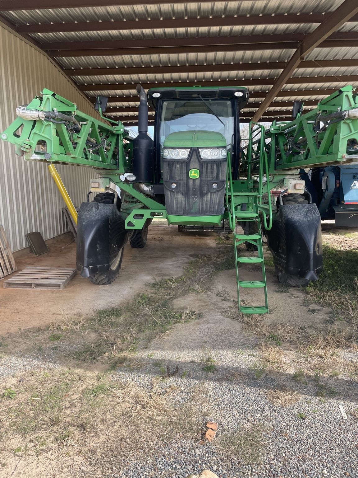 2014 John Deere R4030 Self-Propelled Sprayer