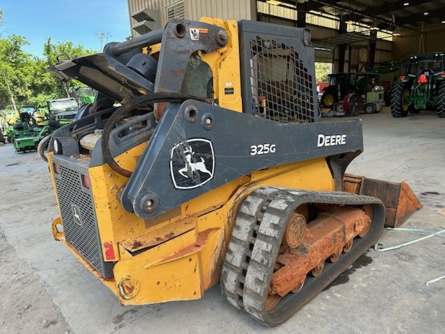 2020 Deere 325G Skid Steer