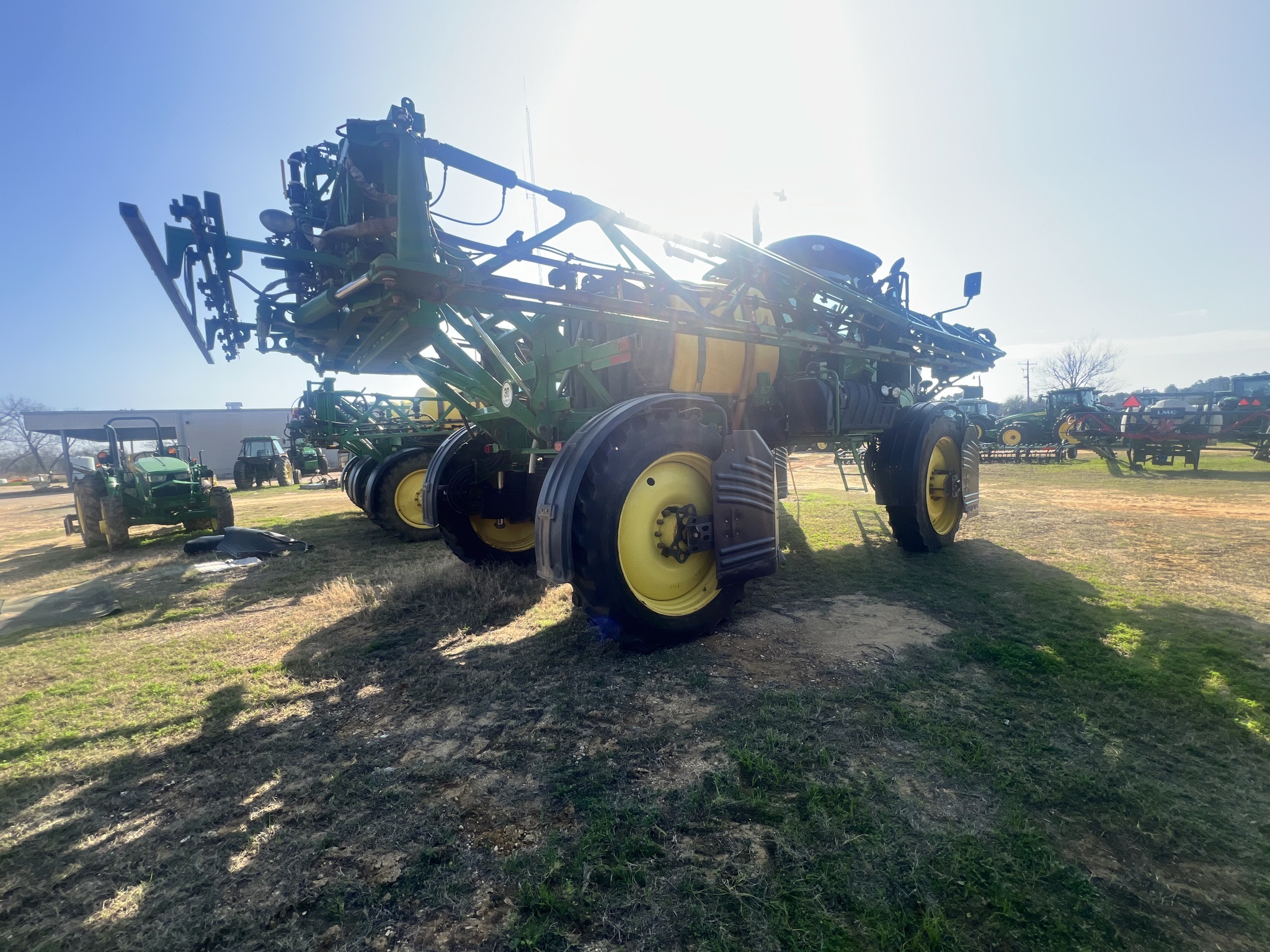 2019 John Deere R4030 Self-Propelled Sprayer