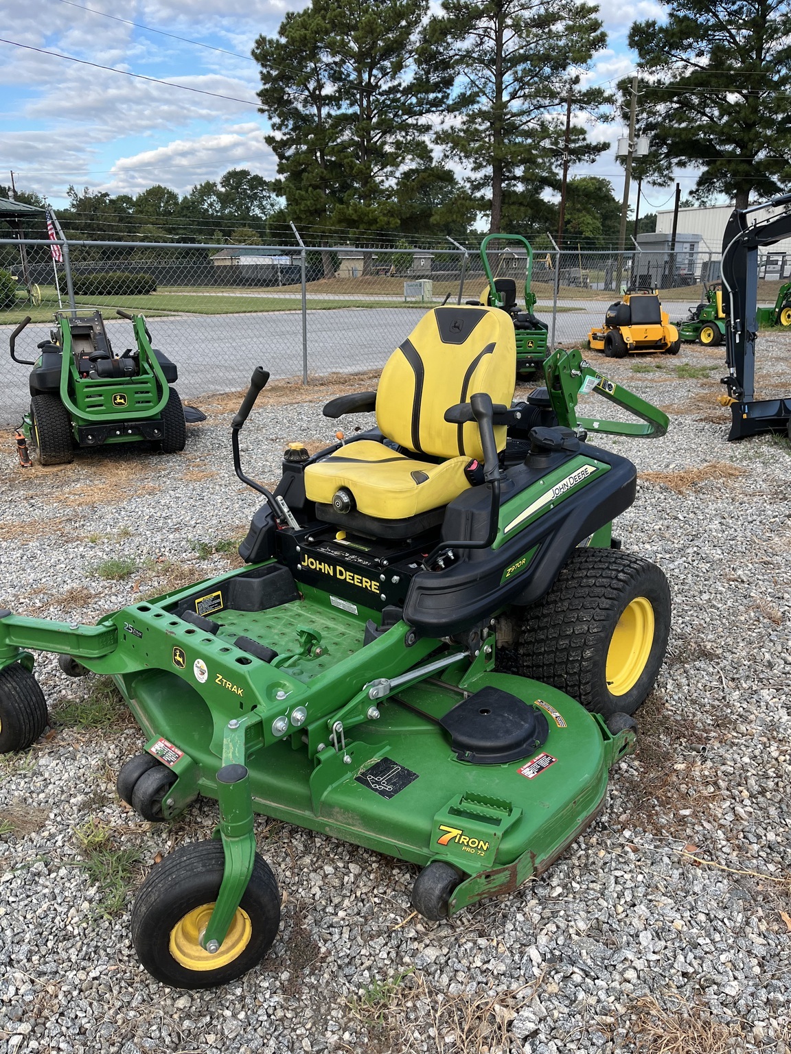 2022 John Deere Z970R Lawn Mower