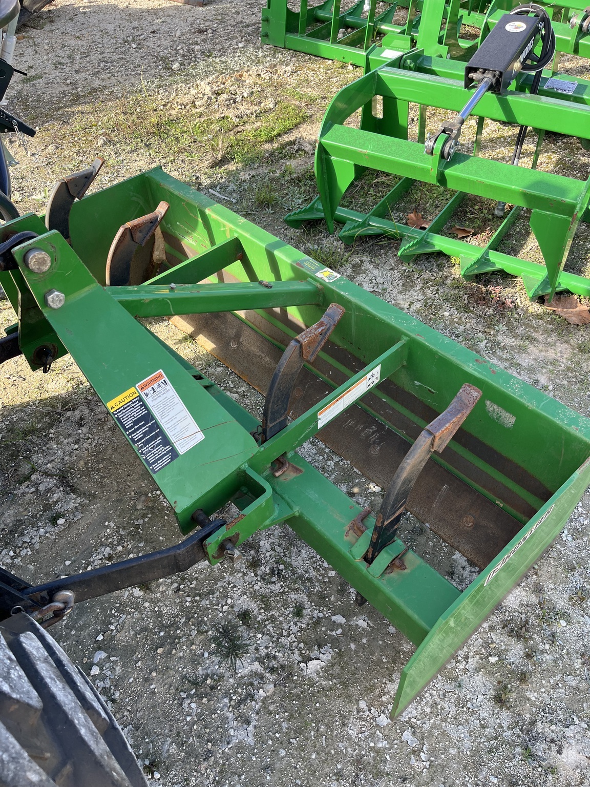 2022 Frontier BB5060 Blade