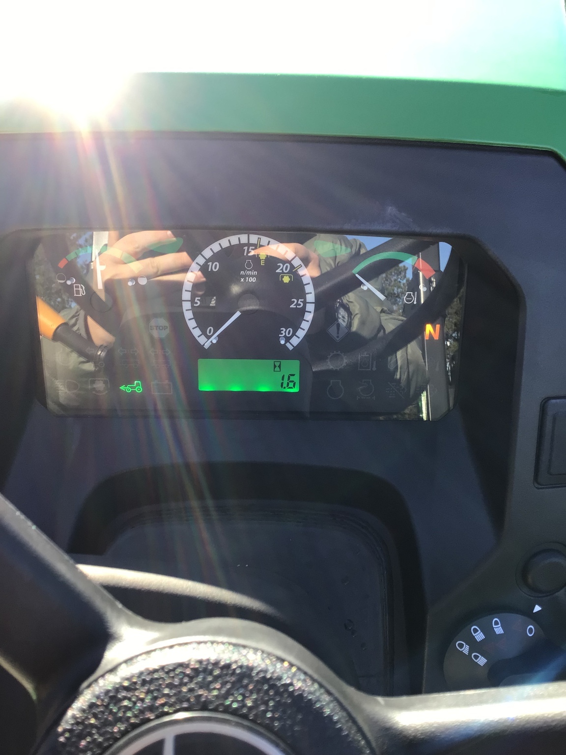 2024 John Deere 5075E Tractor