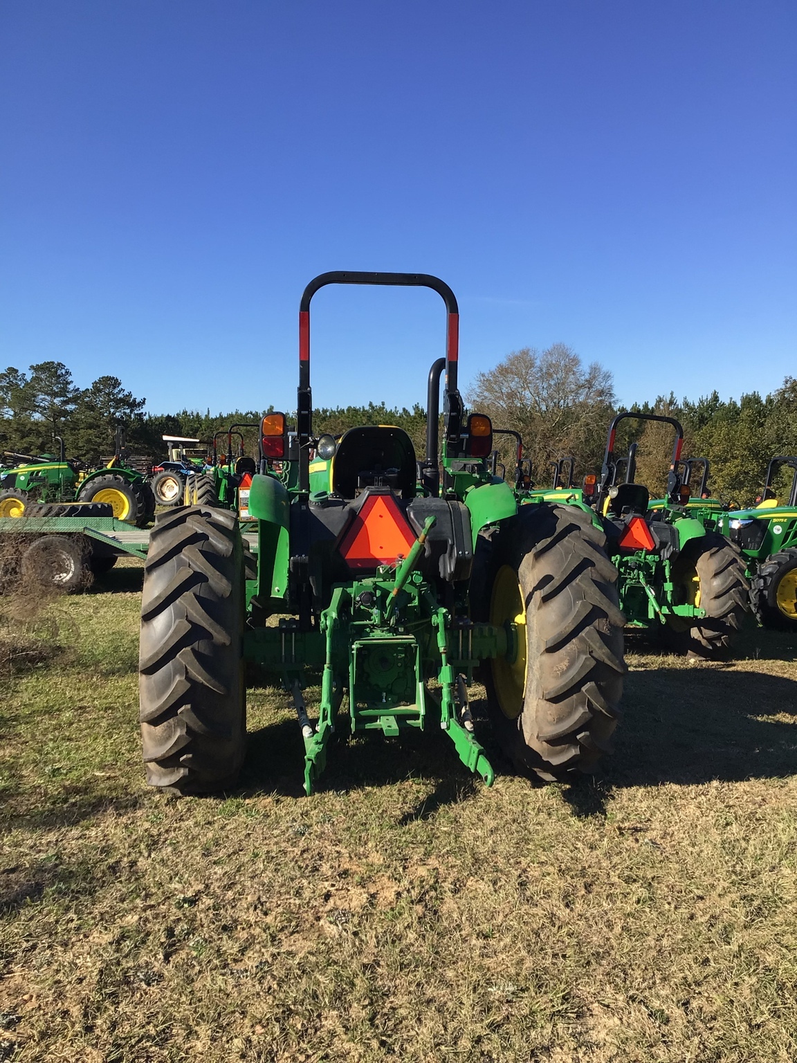 2024 John Deere 5075E Tractor