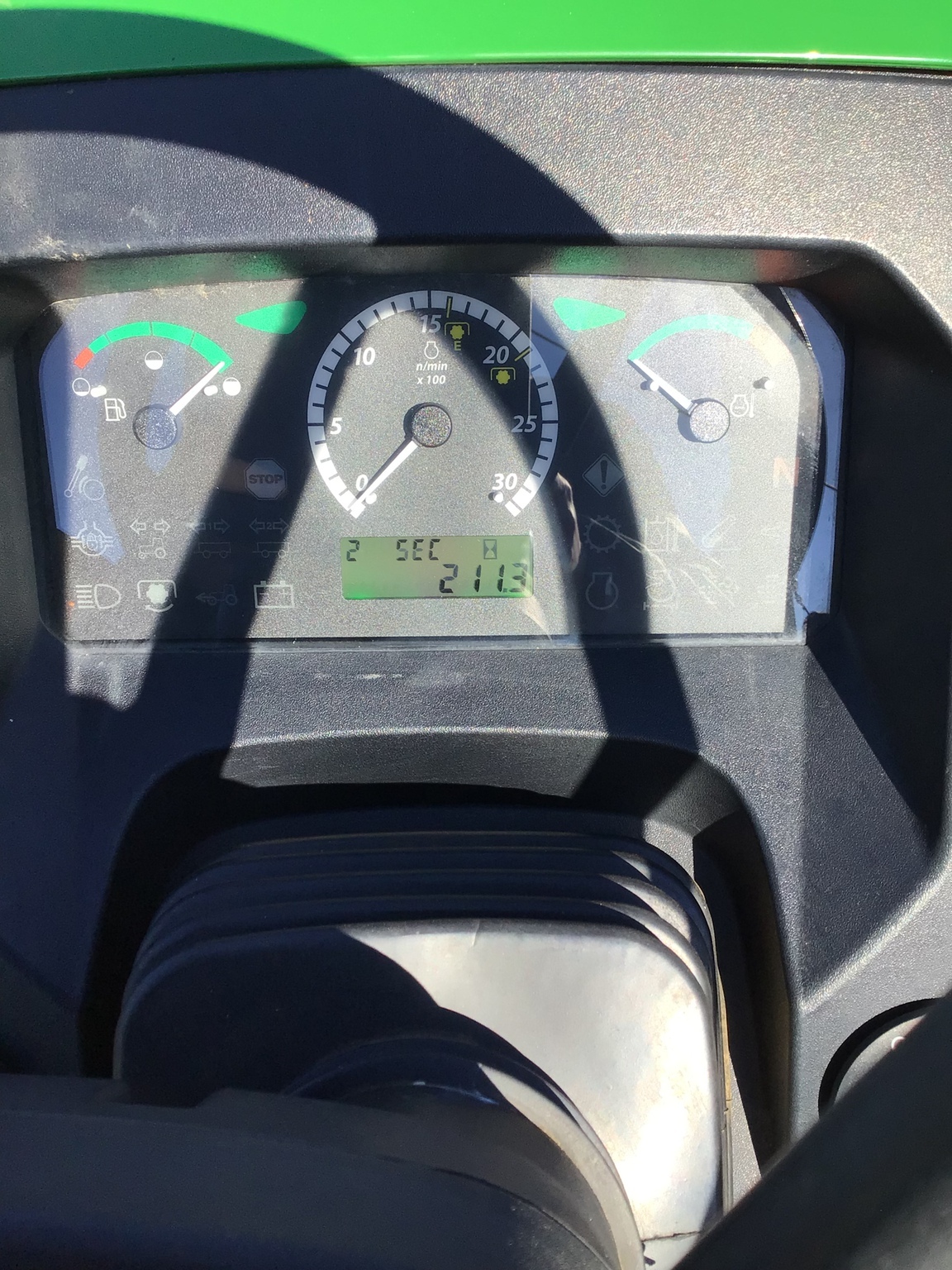 2024 John Deere 5075E Tractor