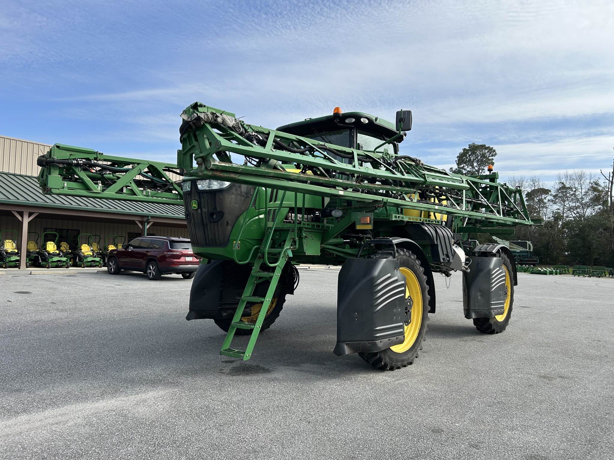 2015 John Deere R4030 Self-Propelled Sprayer