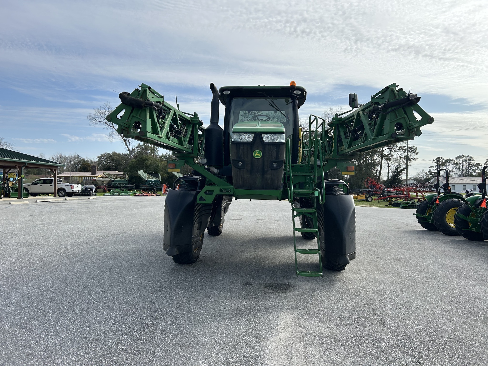 2015 John Deere R4030 Self-Propelled Sprayer