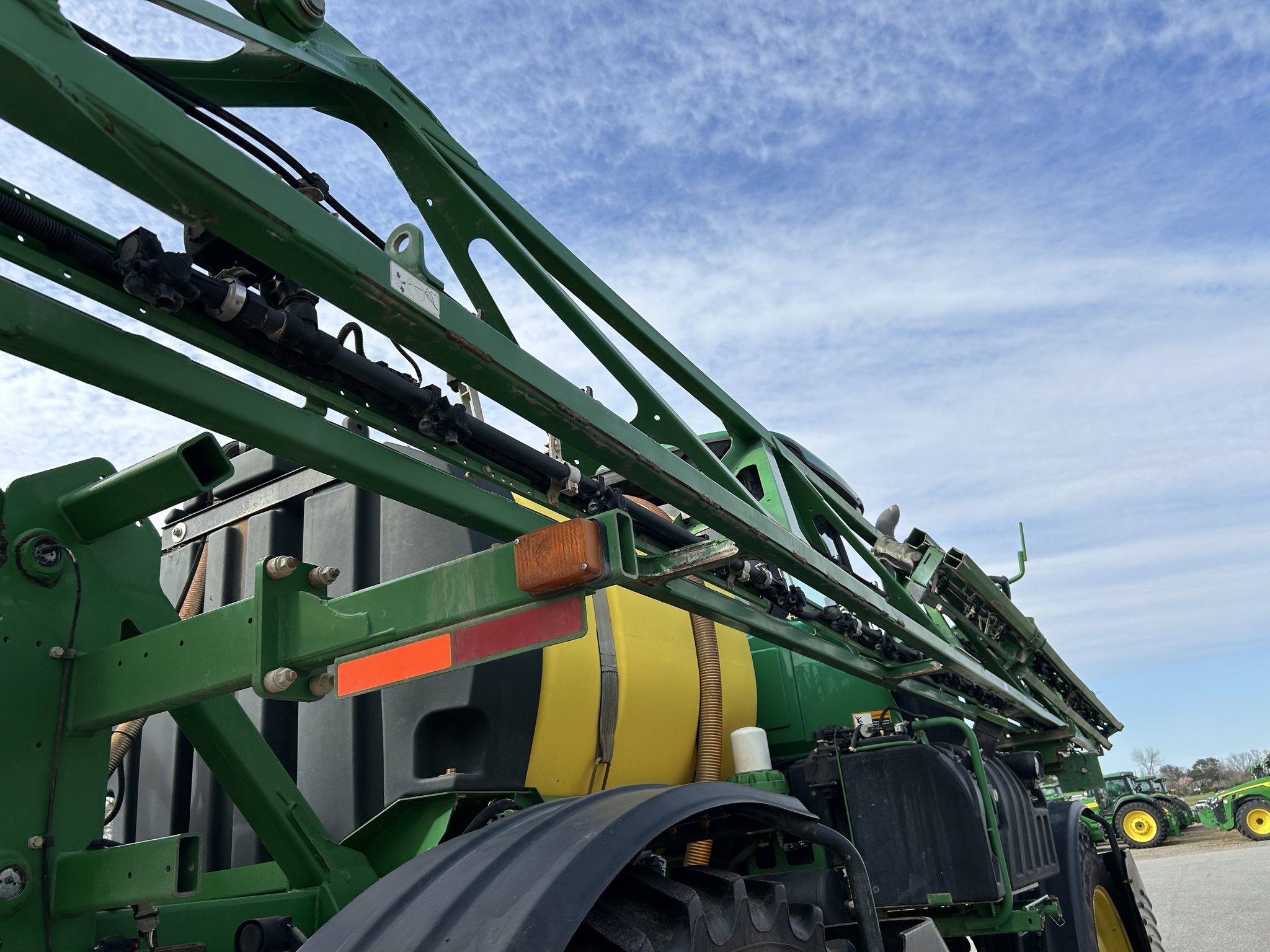 2015 John Deere R4030 Self-Propelled Sprayer