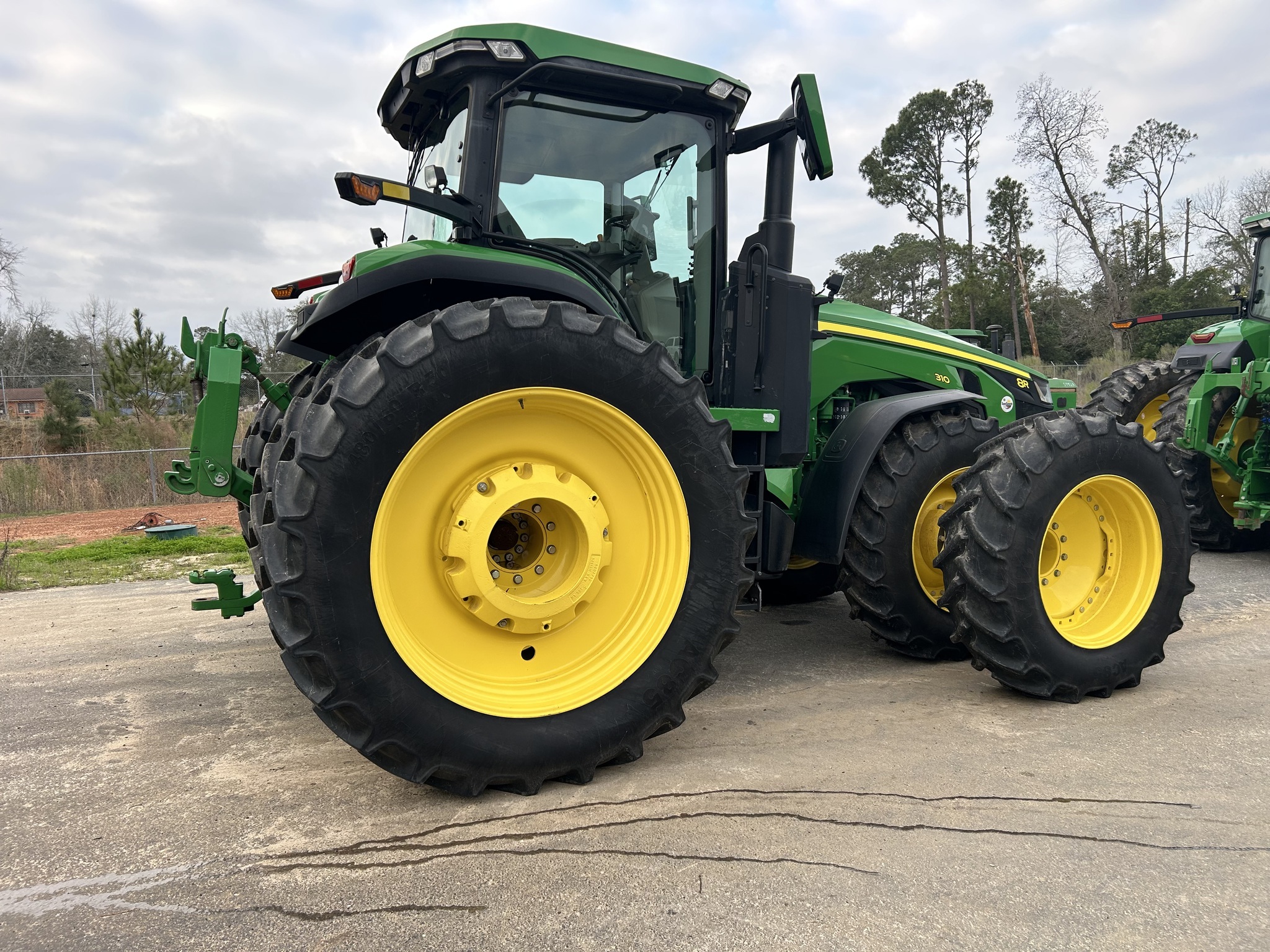 2023 John Deere 8R 310 Tractor