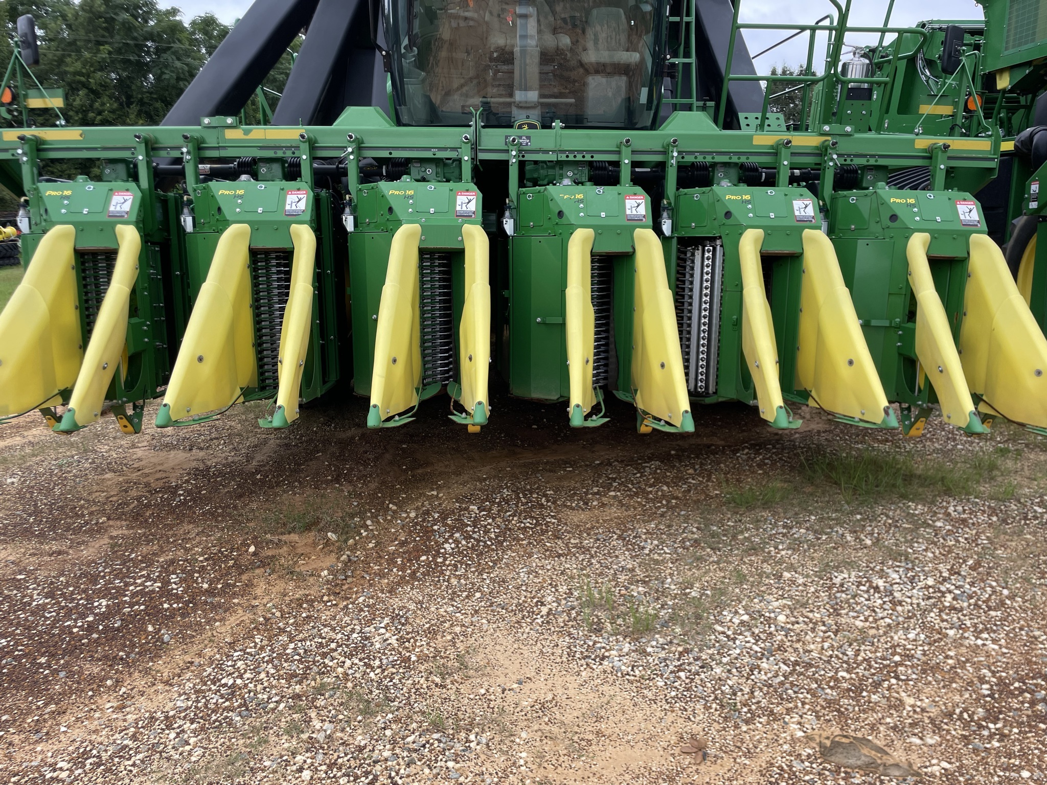 2022 John Deere CP770 Cotton Equipment