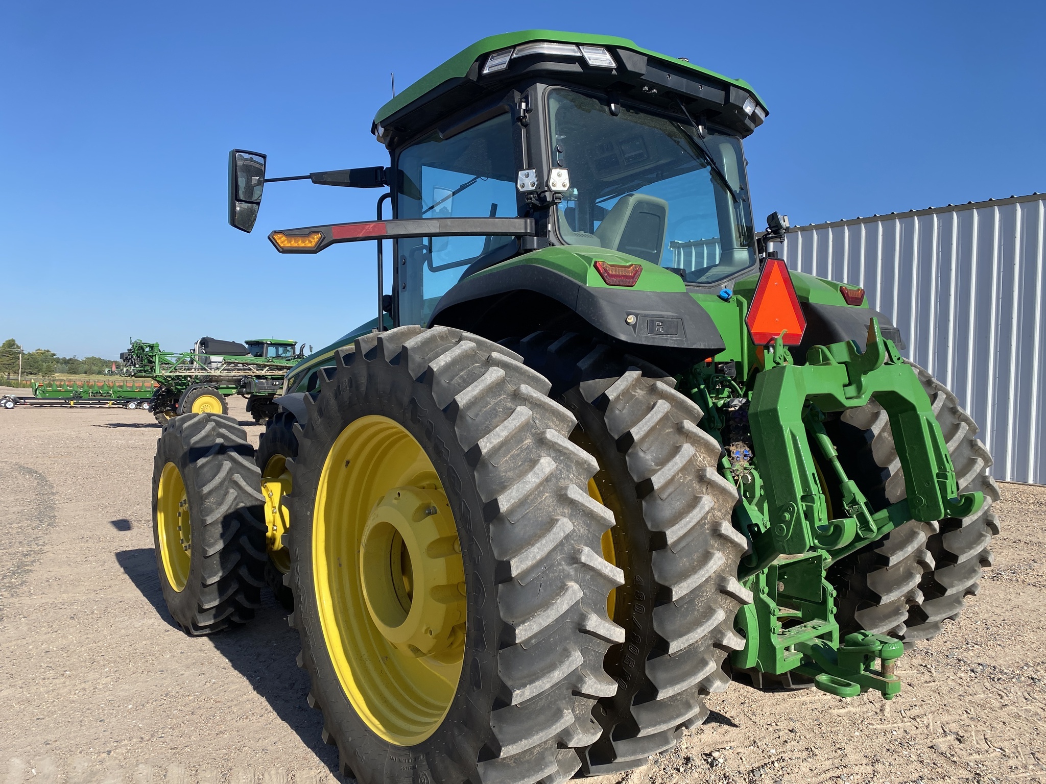 2024 John Deere 8R 370 Tractor