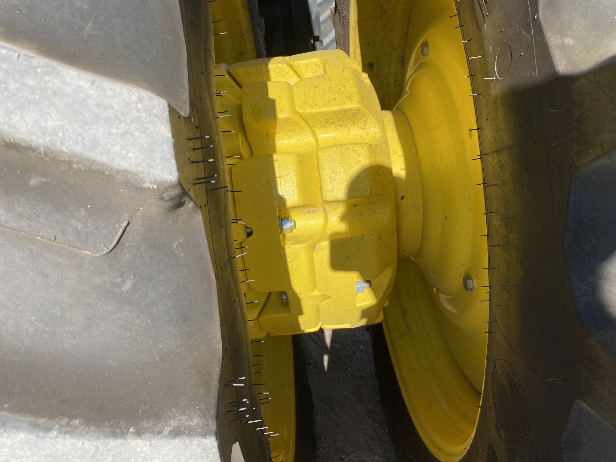 2024 John Deere 8R 370 Tractor