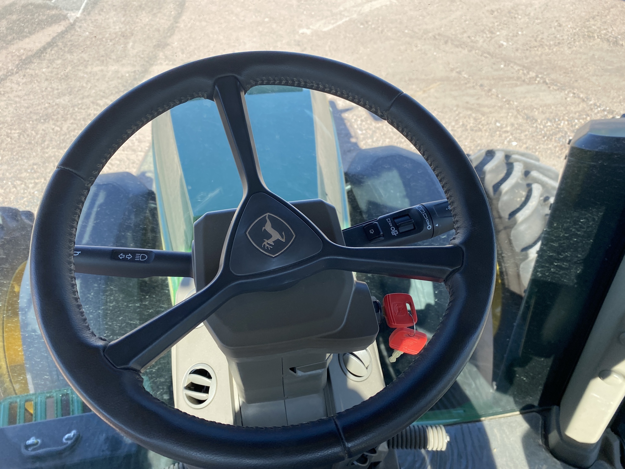 2024 John Deere 8R 370 Tractor