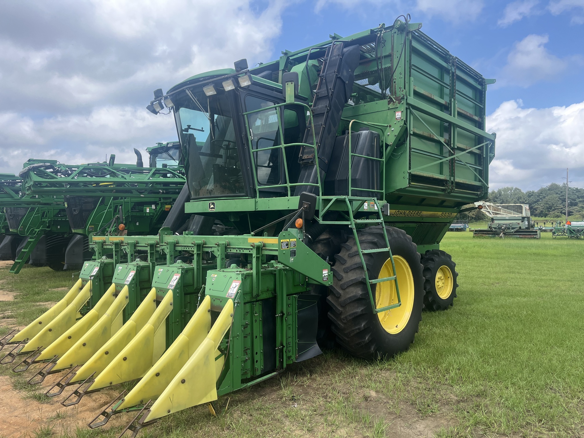 1999 John Deere 9970 Cotton Equipment