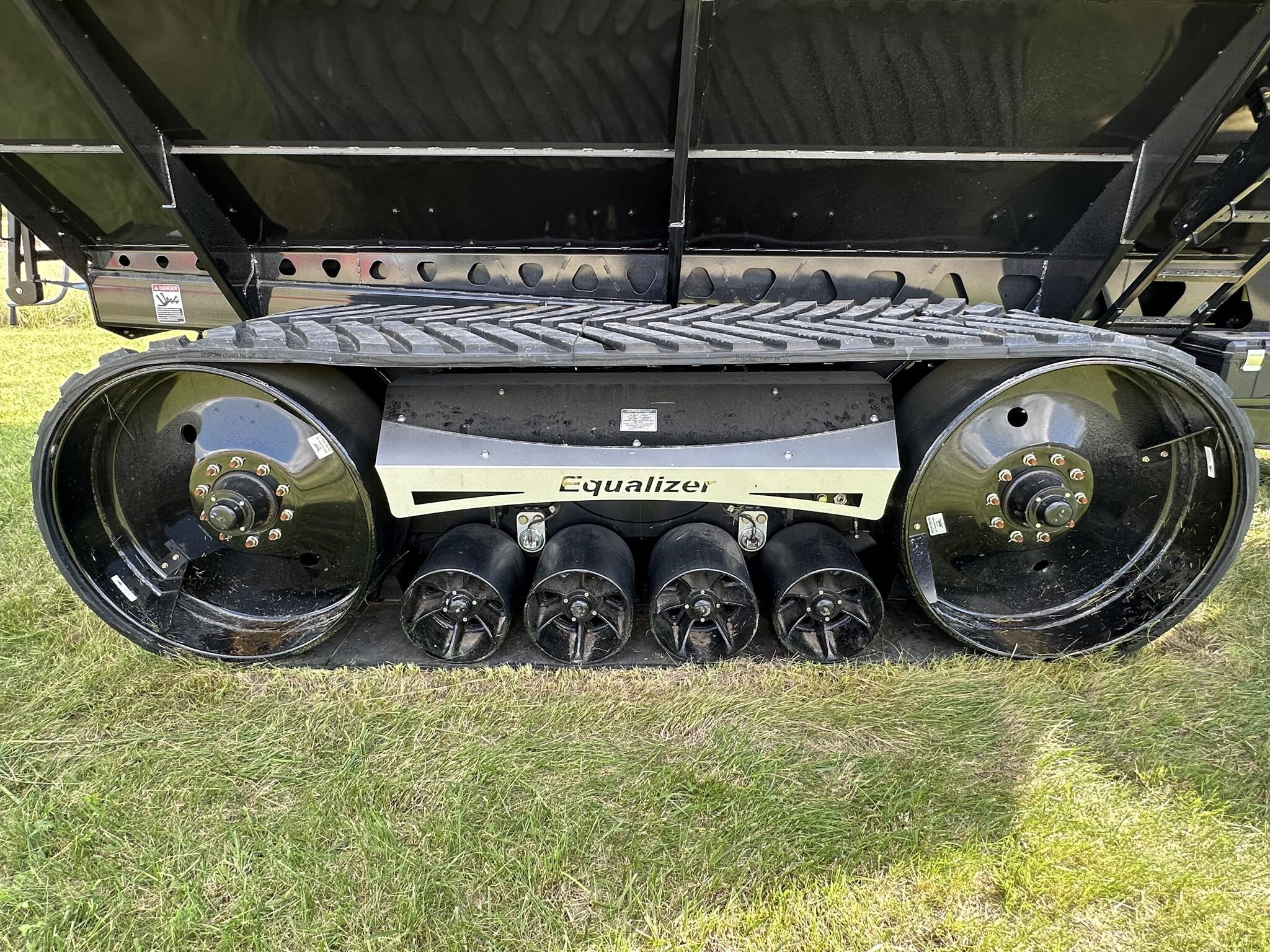  Brent 1398 Grain Cart