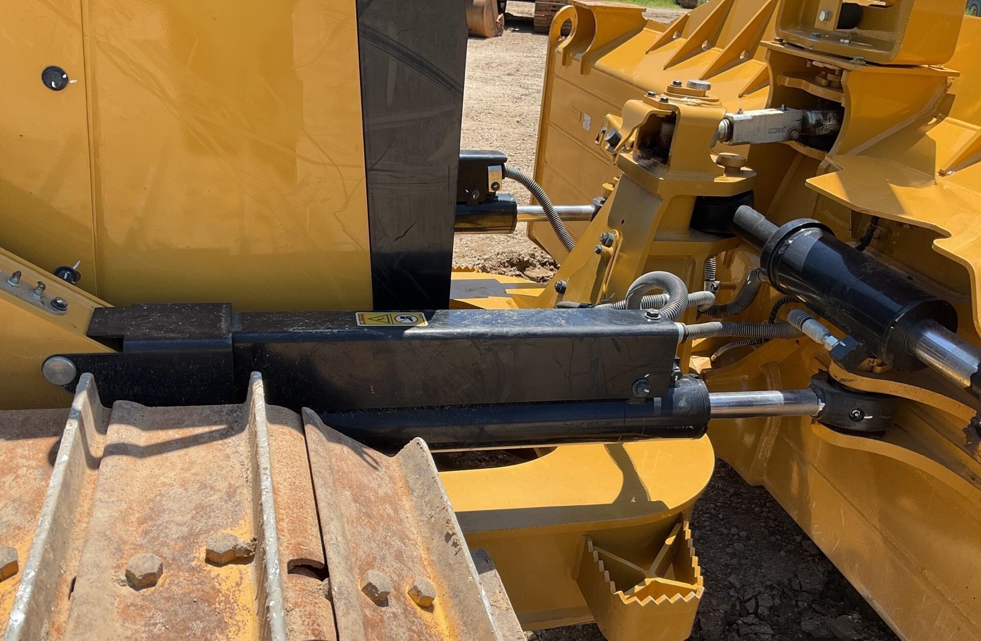 2024 Caterpillar D4 LGP Dozer