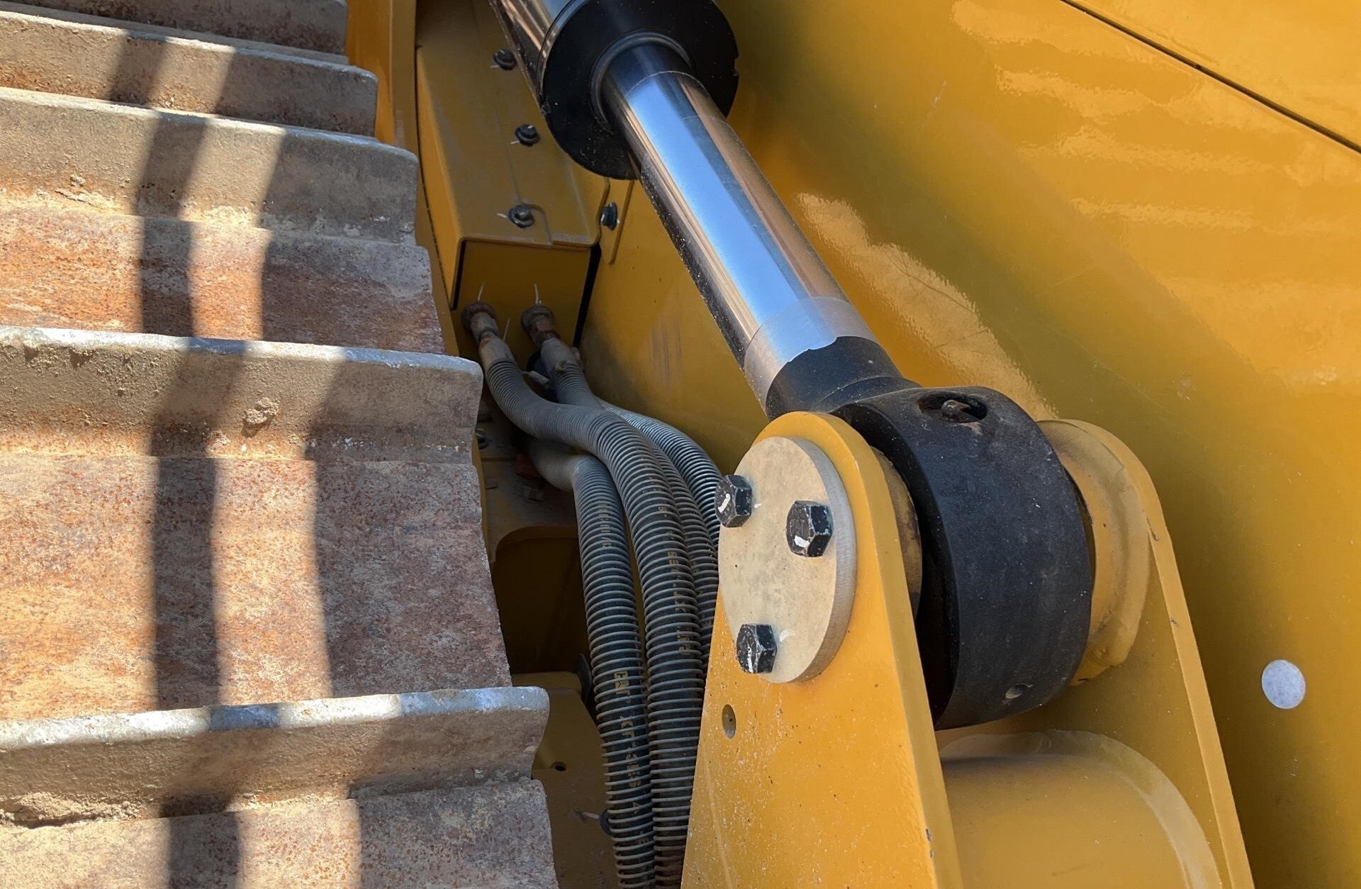 2024 Caterpillar D4 LGP Dozer