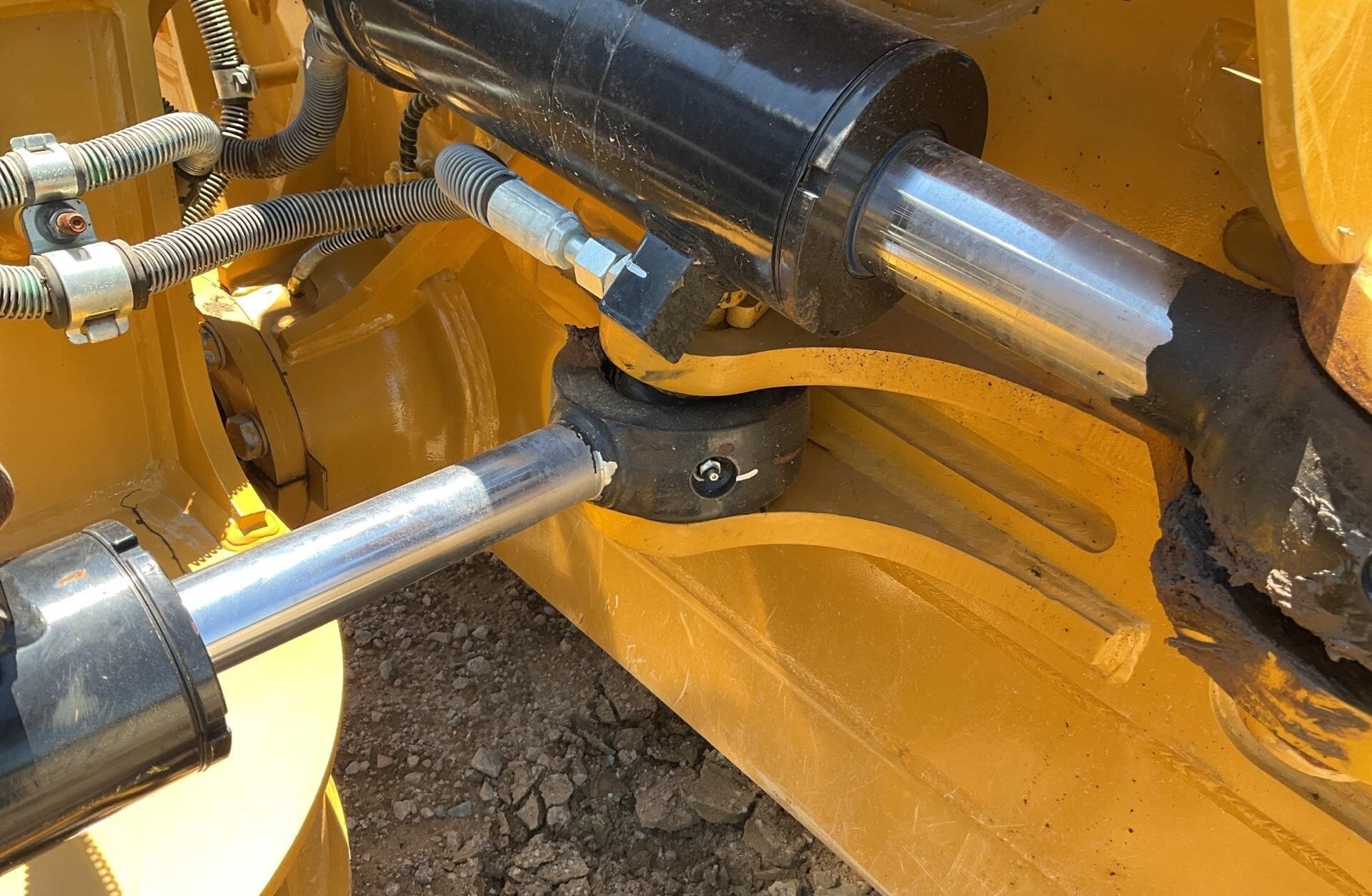 2024 Caterpillar D4 LGP Dozer