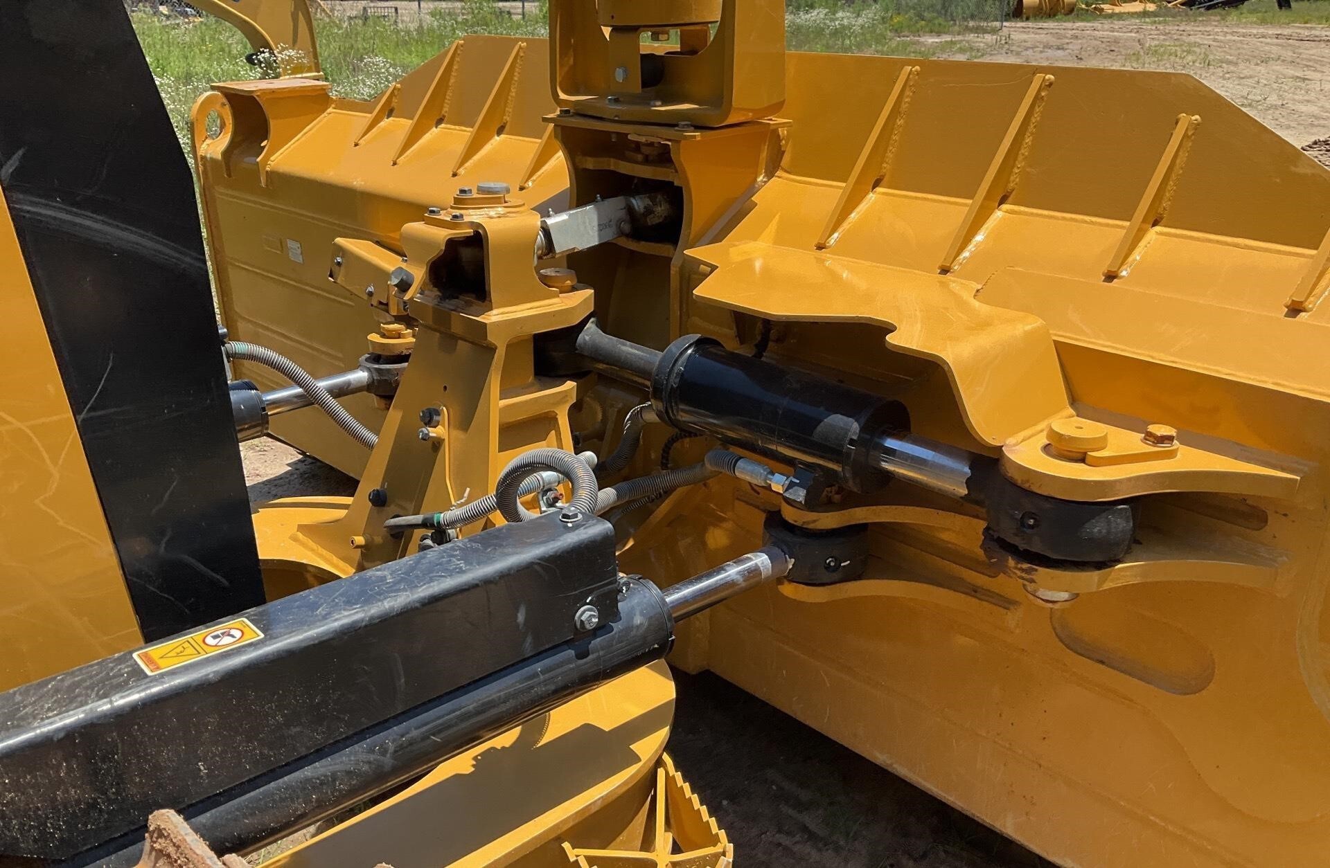2024 Caterpillar D4 LGP Dozer