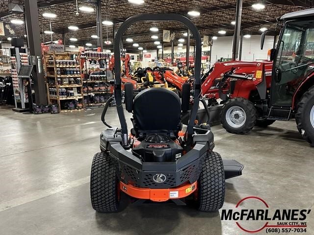 2026 Kubota Z422 Lawn Mower