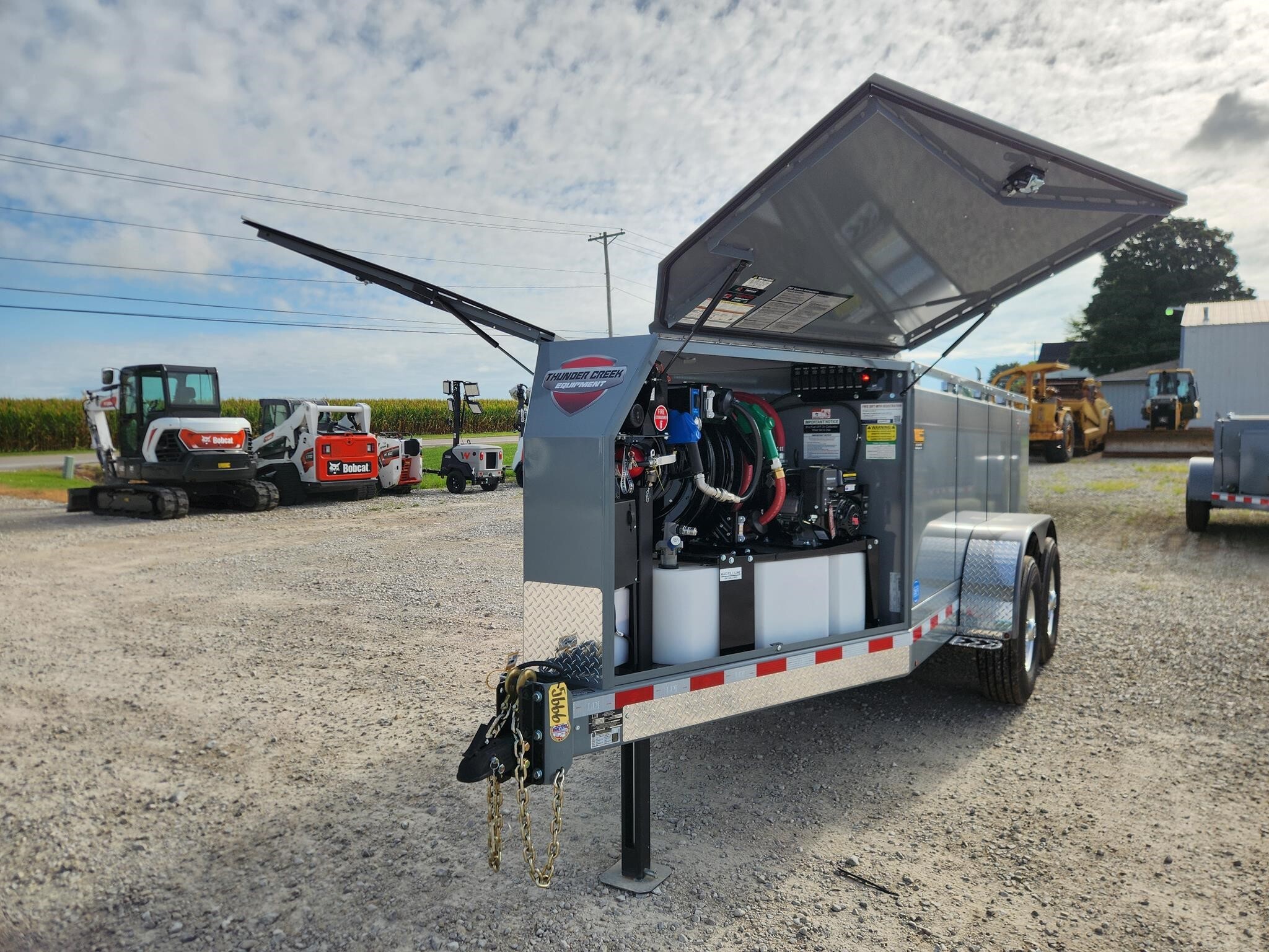 2025 Thunder Creek MTT920 Fuel Trucks/Trailer