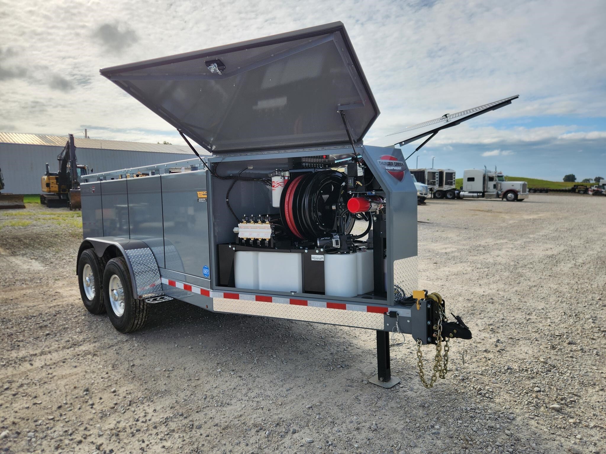2025 Thunder Creek MTT920 Fuel Trucks/Trailer