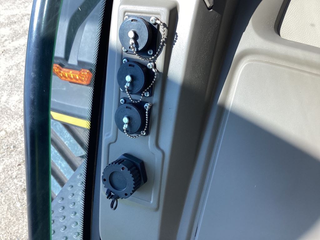 2021 John Deere 8RX 370 Tractor