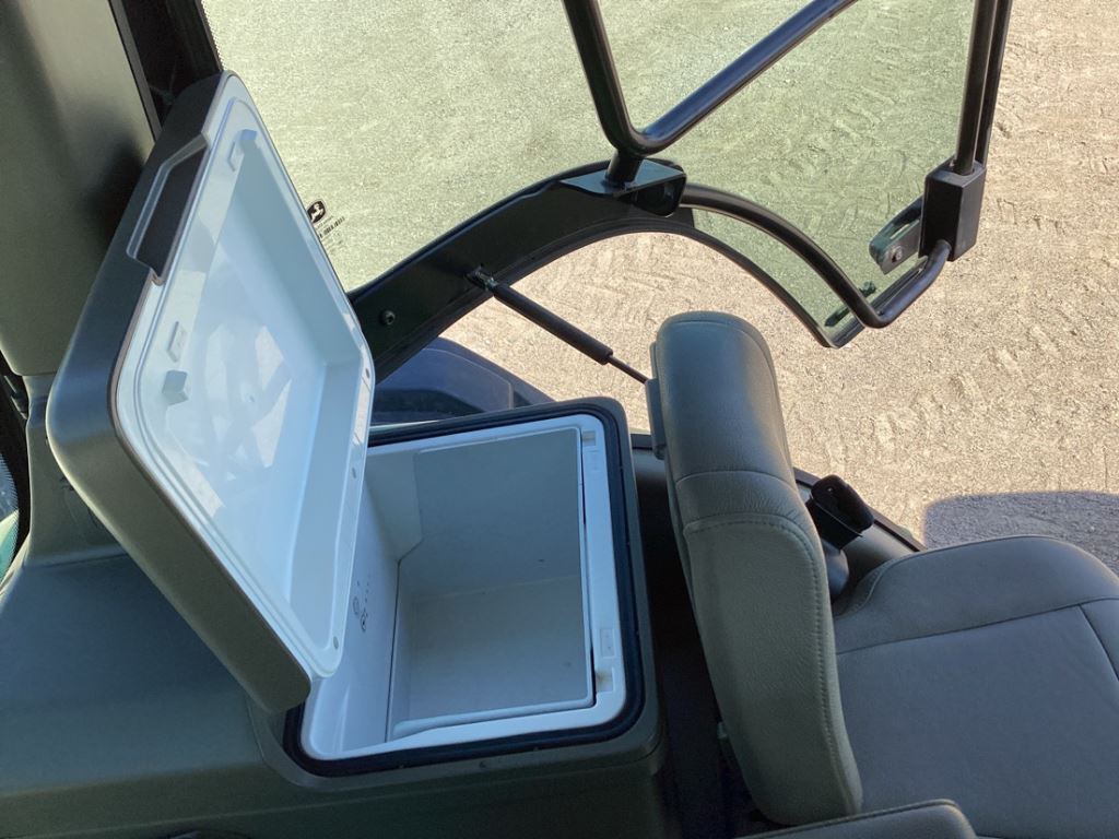 2021 John Deere 8RX 370 Tractor