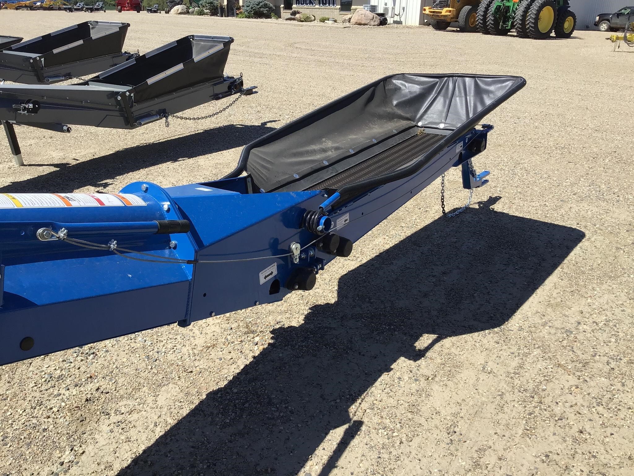 2025 Brandt 1547LP+ Augers and Conveyor