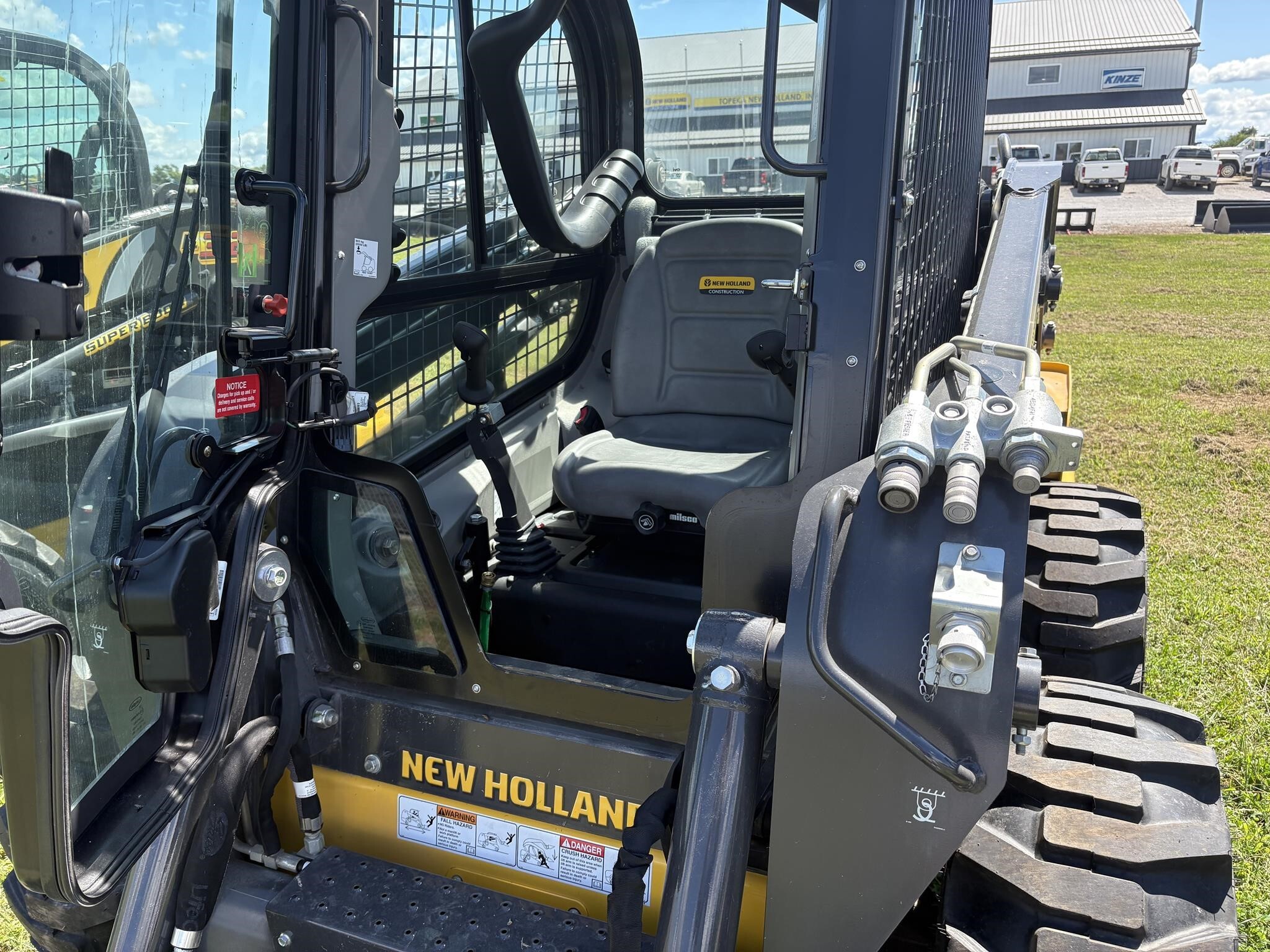 2024 New Holland L320 Skid Steer