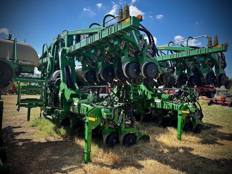 Used Great Plains PL5200 Planters for Sale - 5 Listings | Machinery Pete