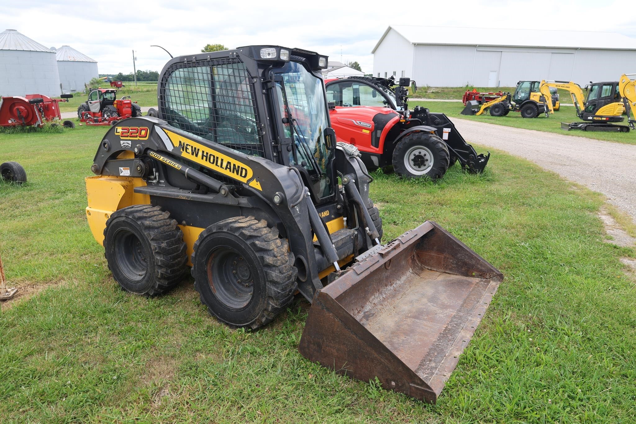 2019 New Holland L220 Skid Steer