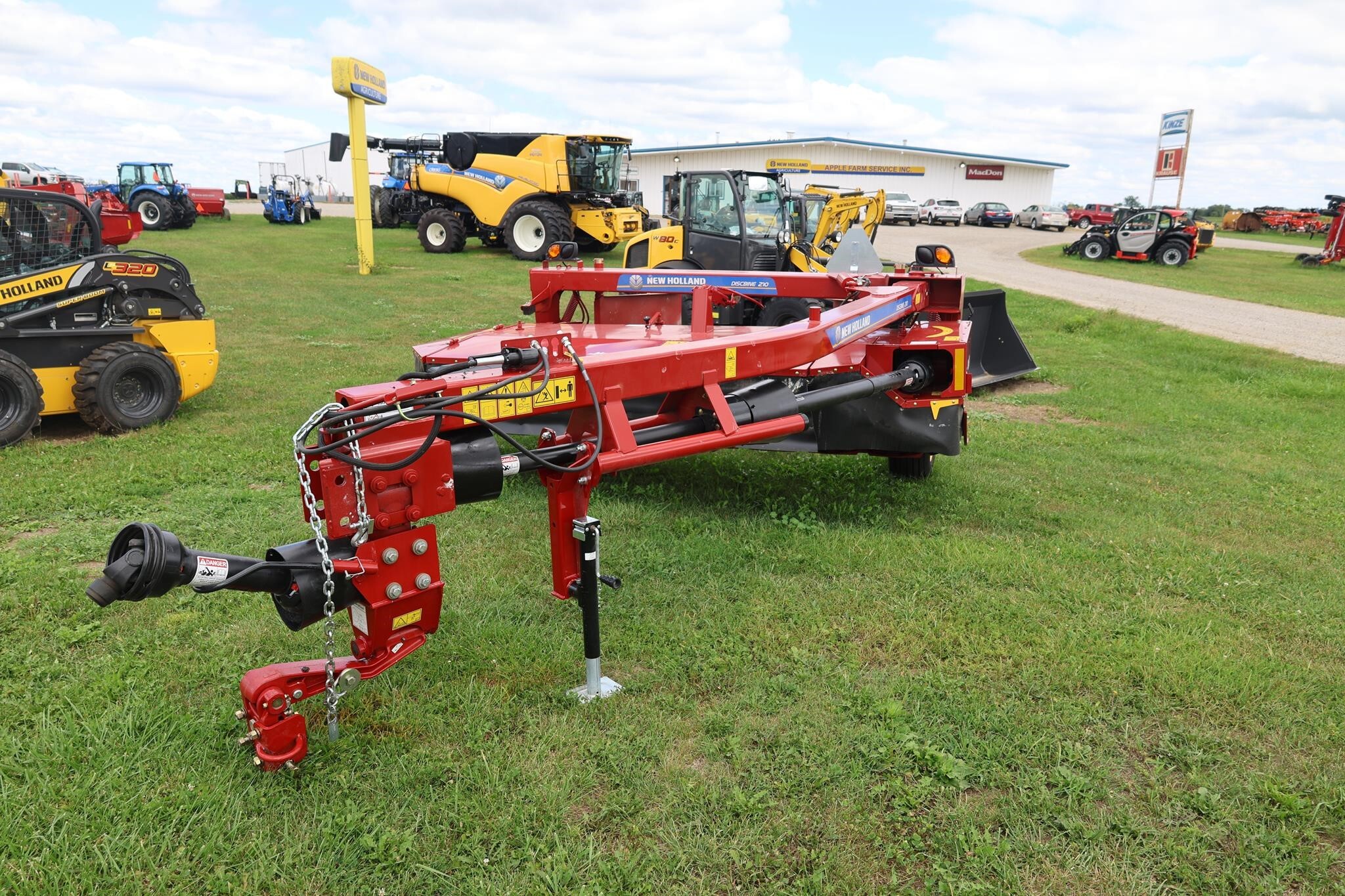  New Holland Discbine 210 Mower Conditioner
