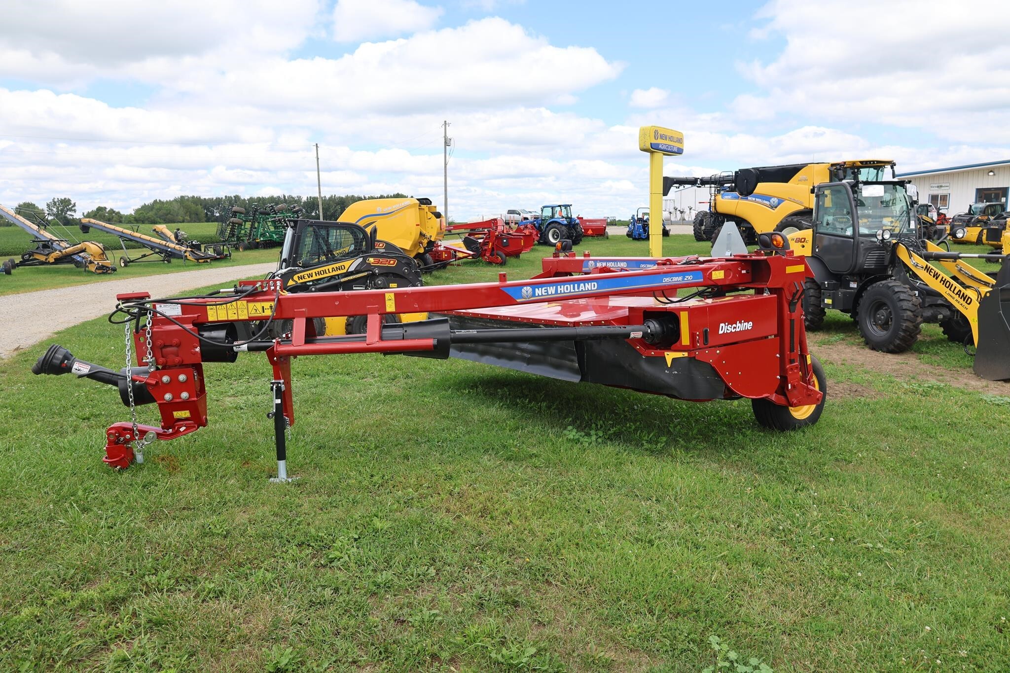  New Holland Discbine 210 Mower Conditioner