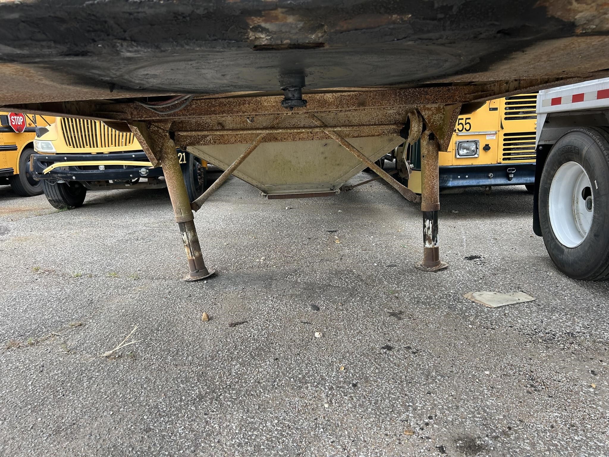 1984 HILLMAN Hopper Trailer Grain Trailer