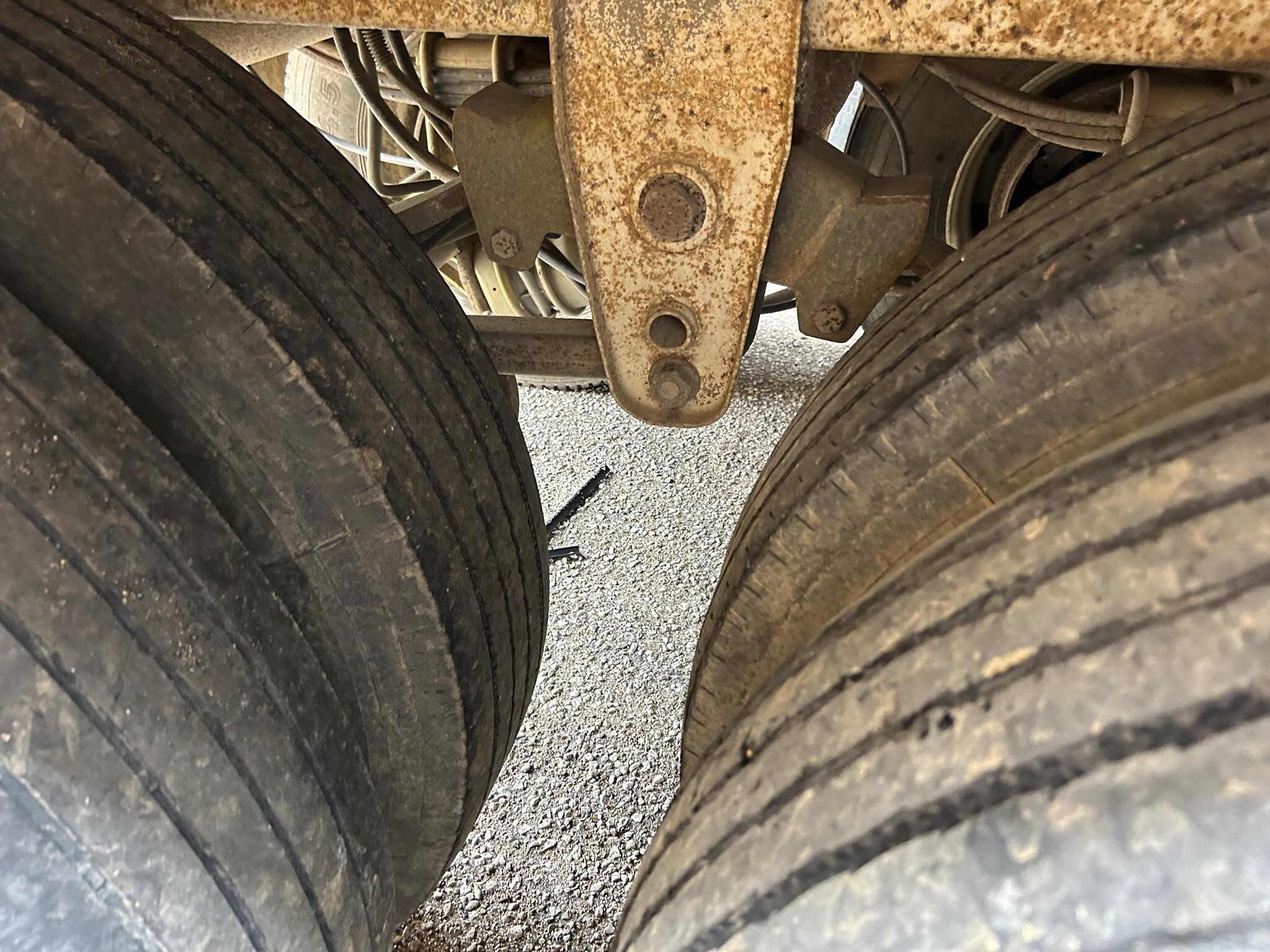 1984 HILLMAN Hopper Trailer Grain Trailer
