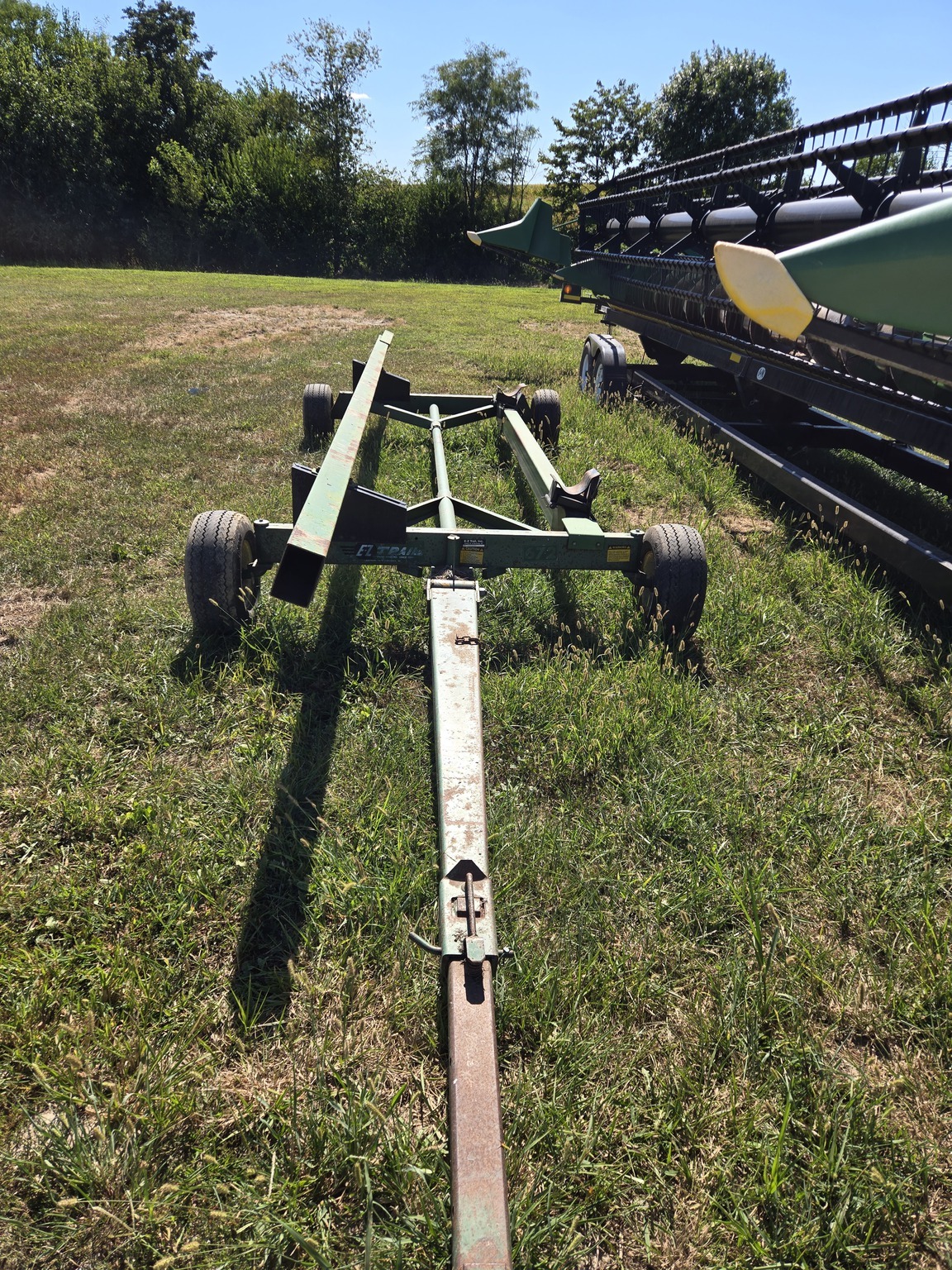  E-Z Trail 672 Header Trailer