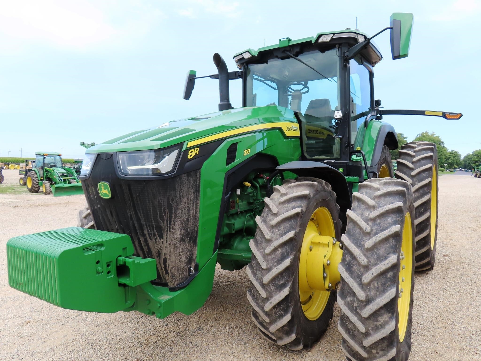 2022 John Deere 8R 310 Tractor