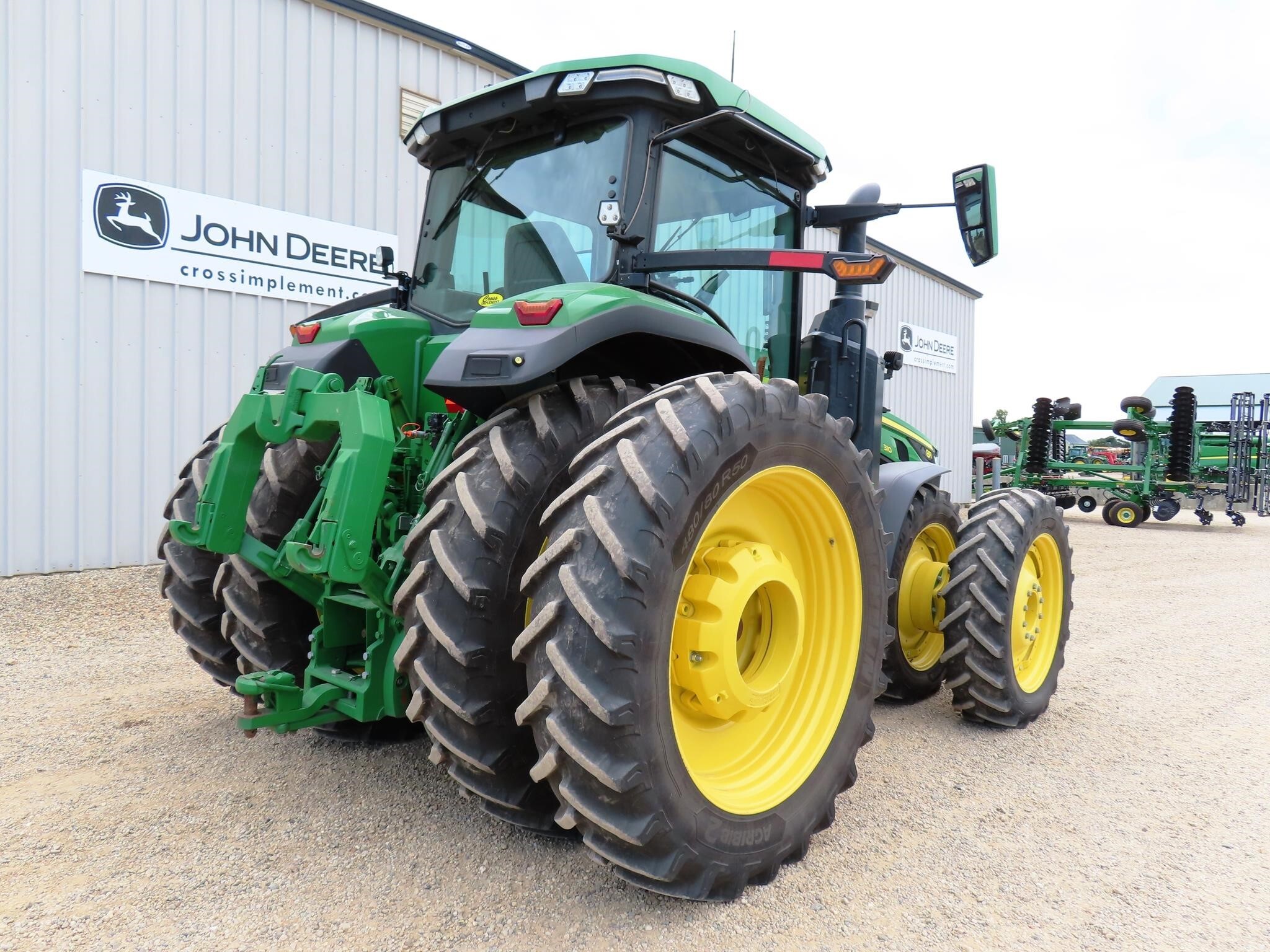 2022 John Deere 8R 310 Tractor