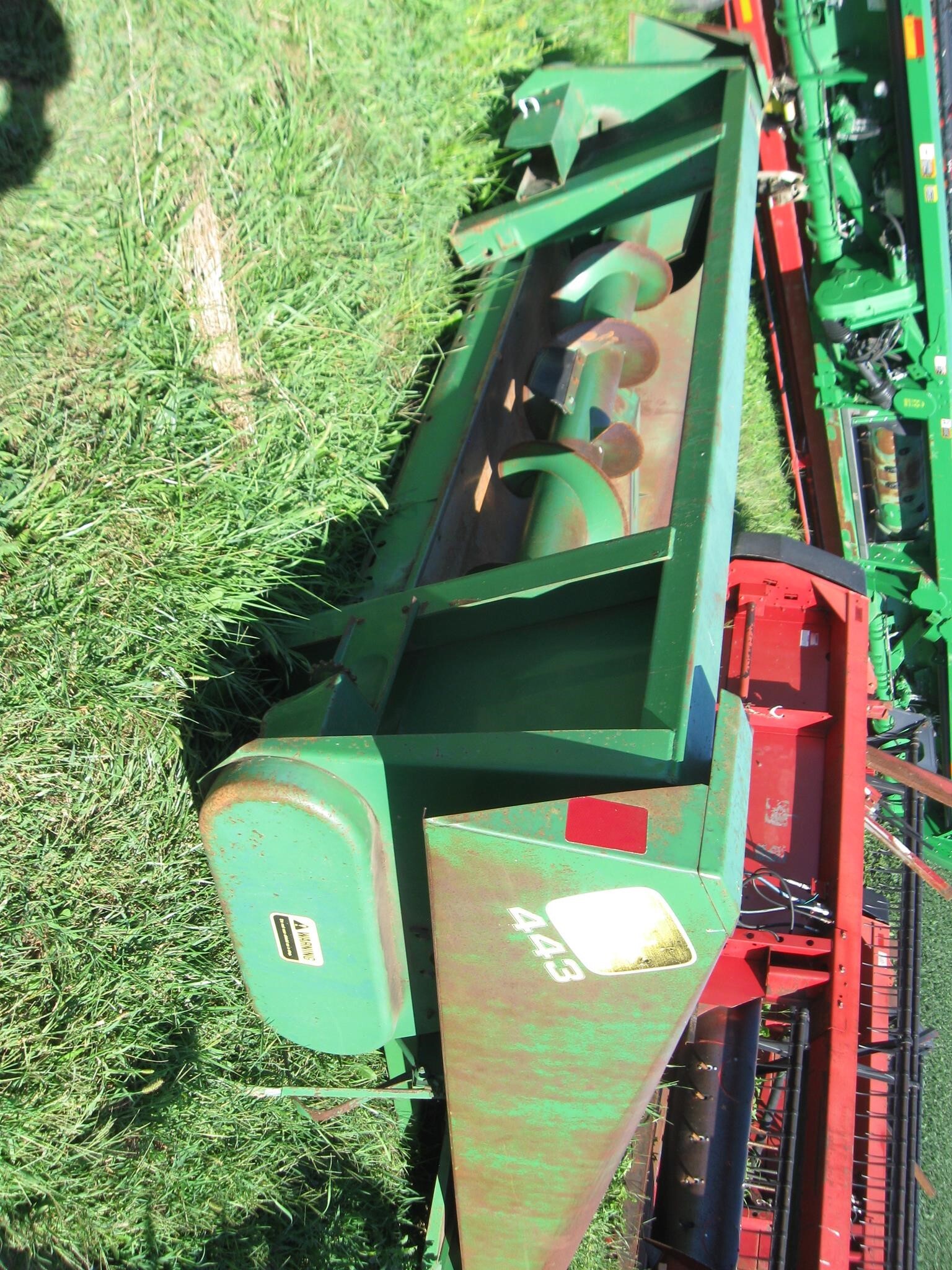 1979 John Deere 443 Corn Head