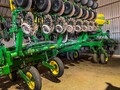 2015 John Deere 1795 Planter
